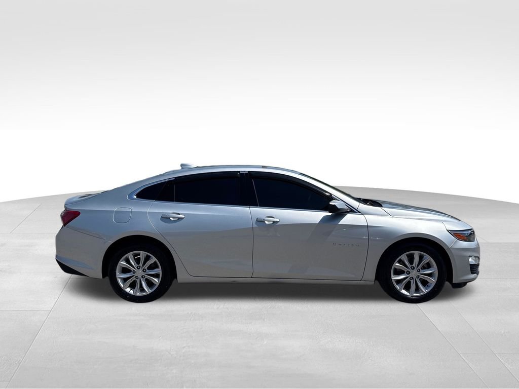 Used 2019 Silver Chevrolet LT image 7