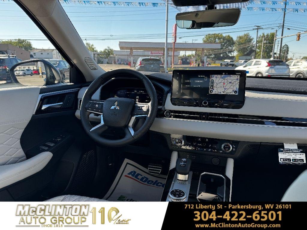 2025 Mitsubishi Outlander SEL - Photo 19