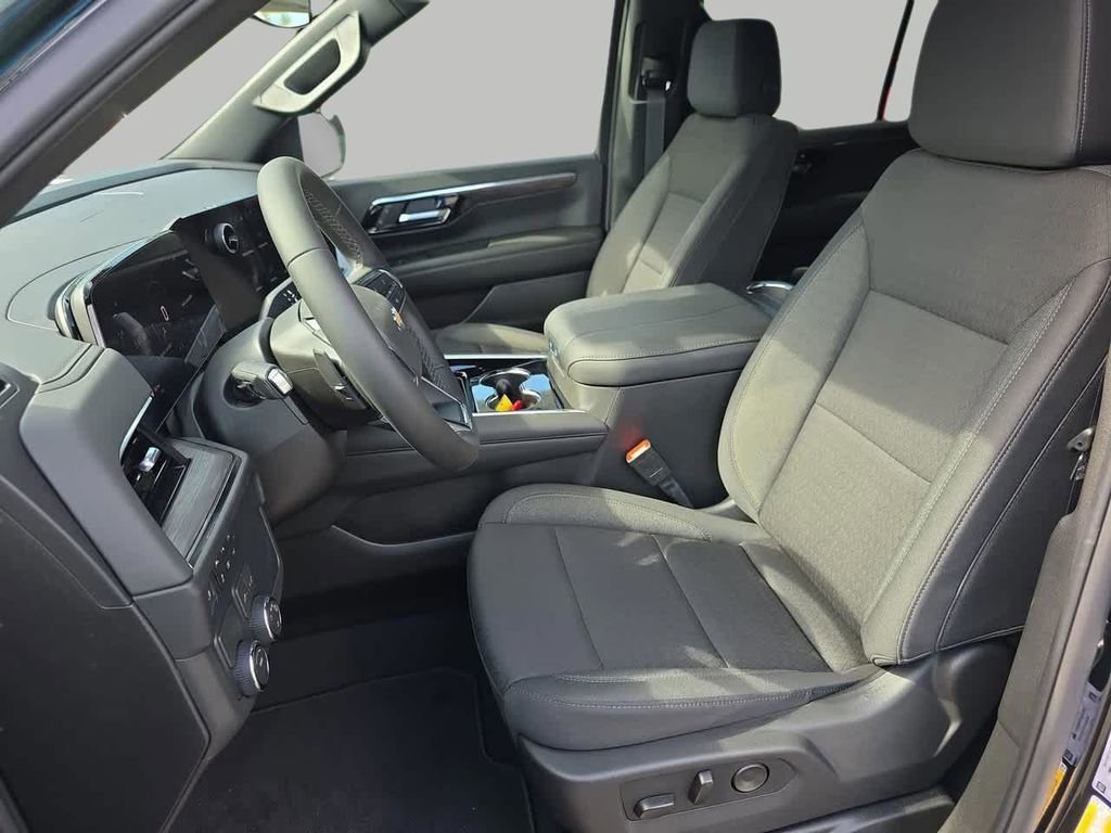 2026 Chevrolet Tahoe LS - Photo 17