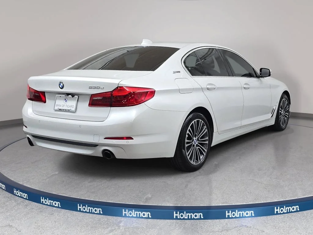 Used 2019 White Metallic BMW 530e xDrive iPerformance image 6