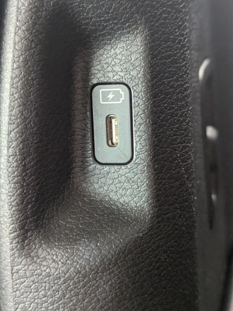 Used 2023 Red Kia SX image 17