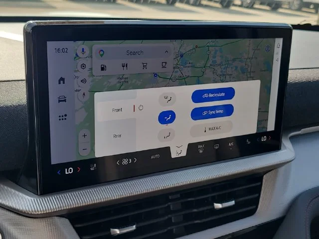 New 2027 White Metallic Ford Active image 26
