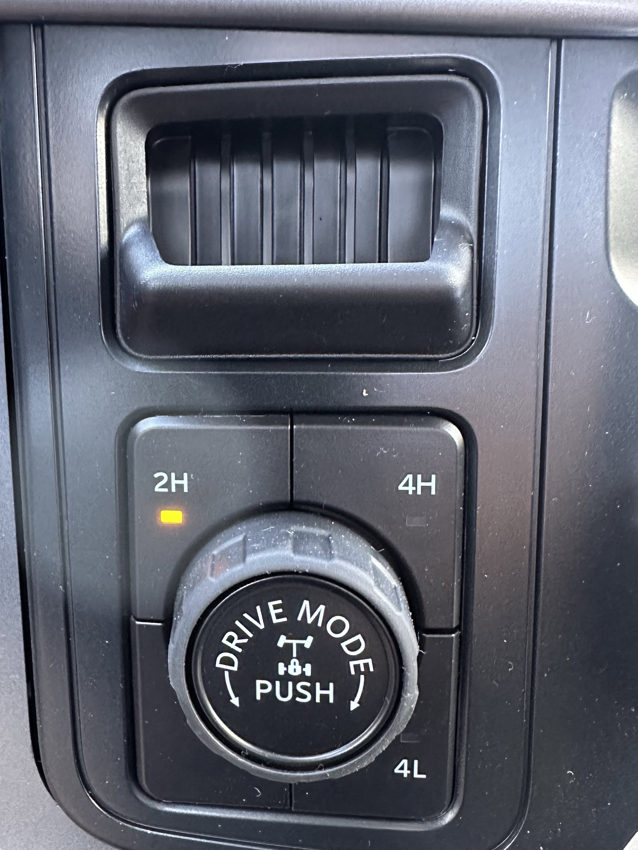 New 2026 Oxford White Ford XLT image 20
