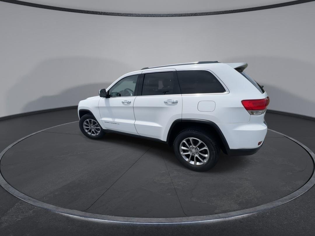 Used 2016 Bright White Clearcoat Jeep Limited image 6