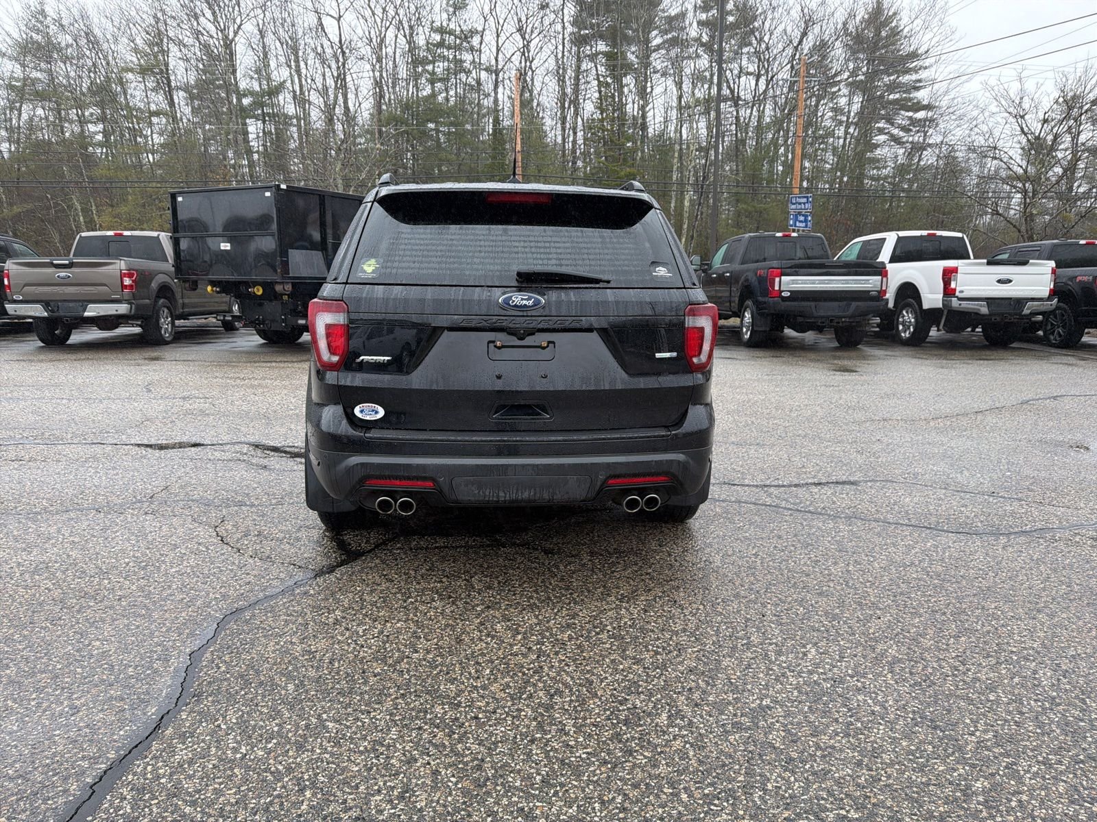 View vehicle photo 6