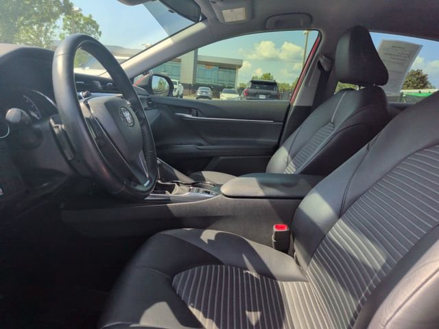 Used 2020 Red Toyota SE image 15