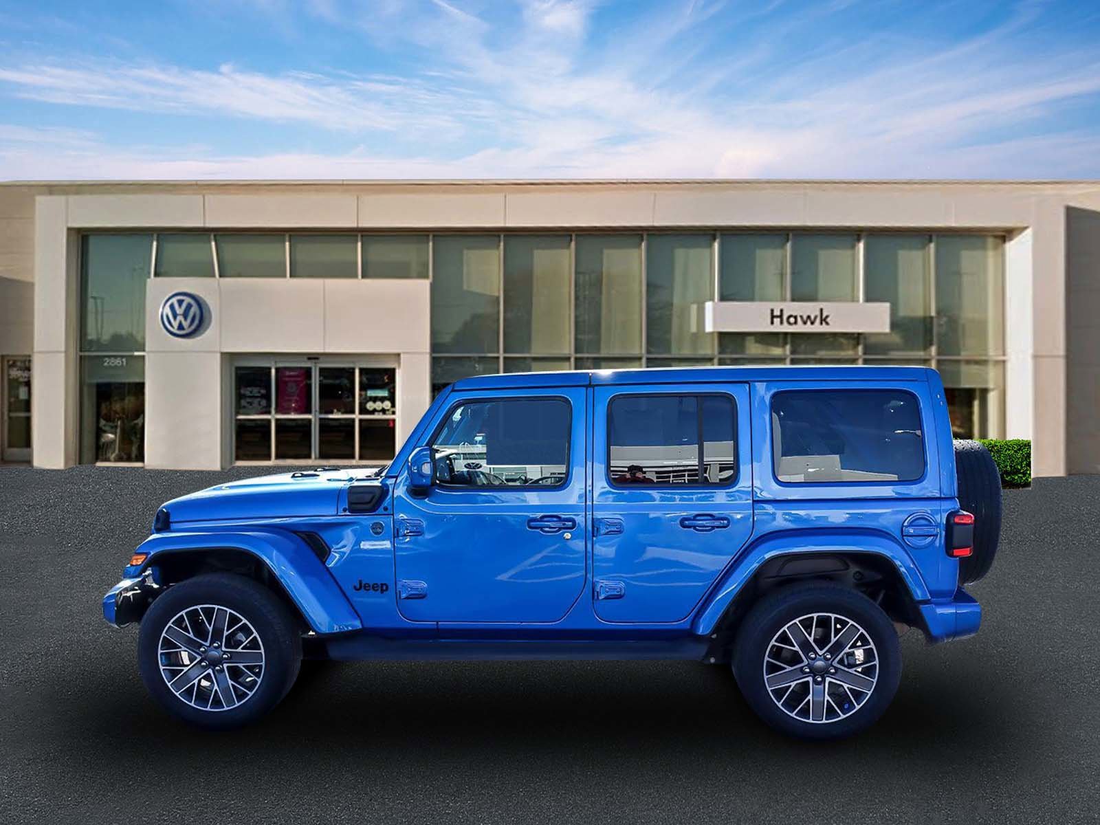 Used 2022 Hydro Blue Pearlcoat Jeep Unlimited Sahara High Altitude image 4