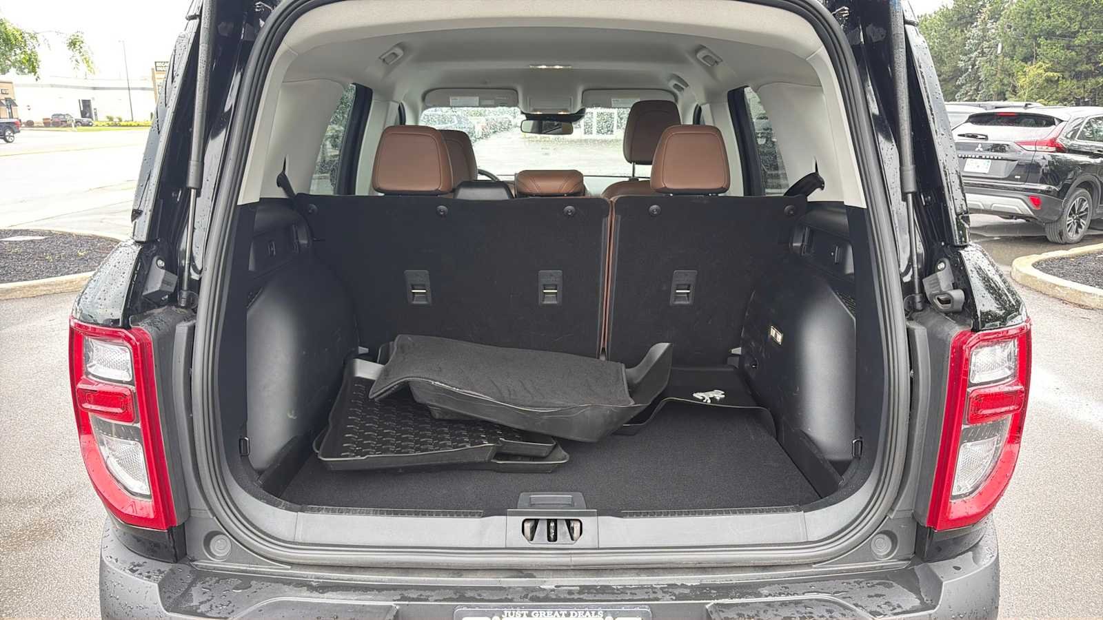 Used 2025 Shadow Black Ford Outer Banks image 10