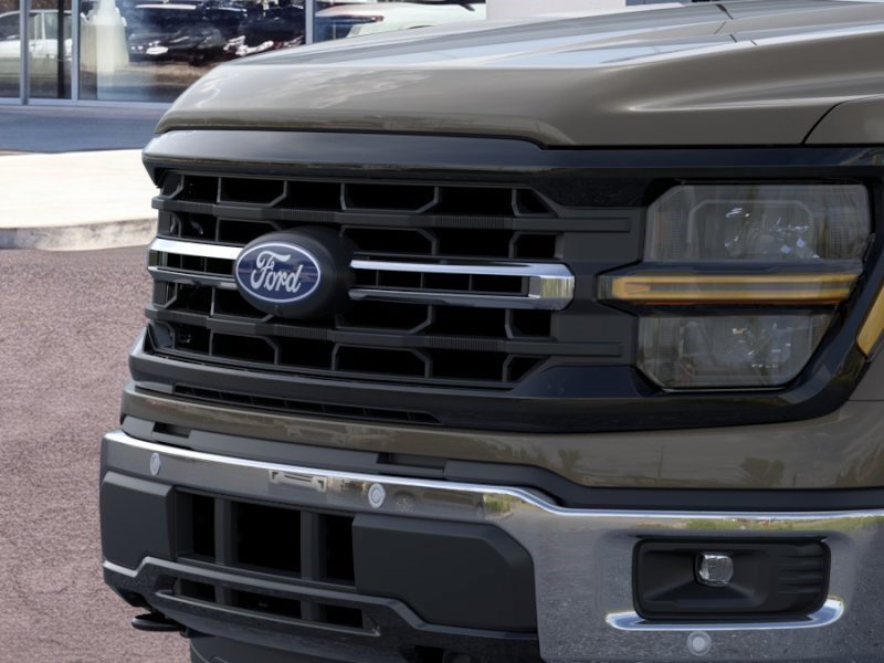 New 2026 Marsh Gray Ford XLT image 17