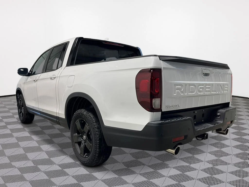 New 2026 Platinum White Pearl Honda Black Edition image 3