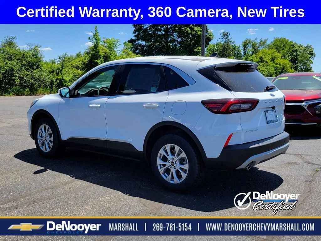 Used 2023 White Ford Active image 4