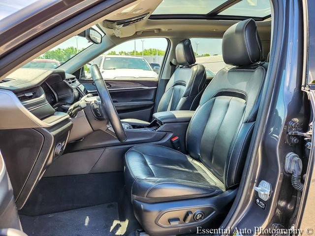 Used 2021 Gray Jeep Limited image 8