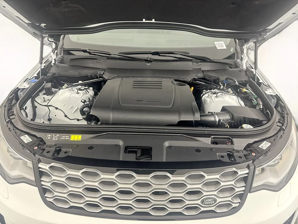 New 2026 Fuji White Land Rover S image 30