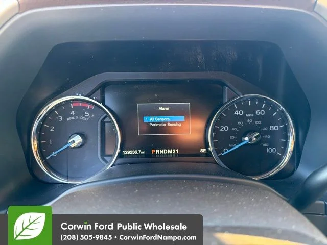 Used 2017 White Gold Metallic Ford  image 19