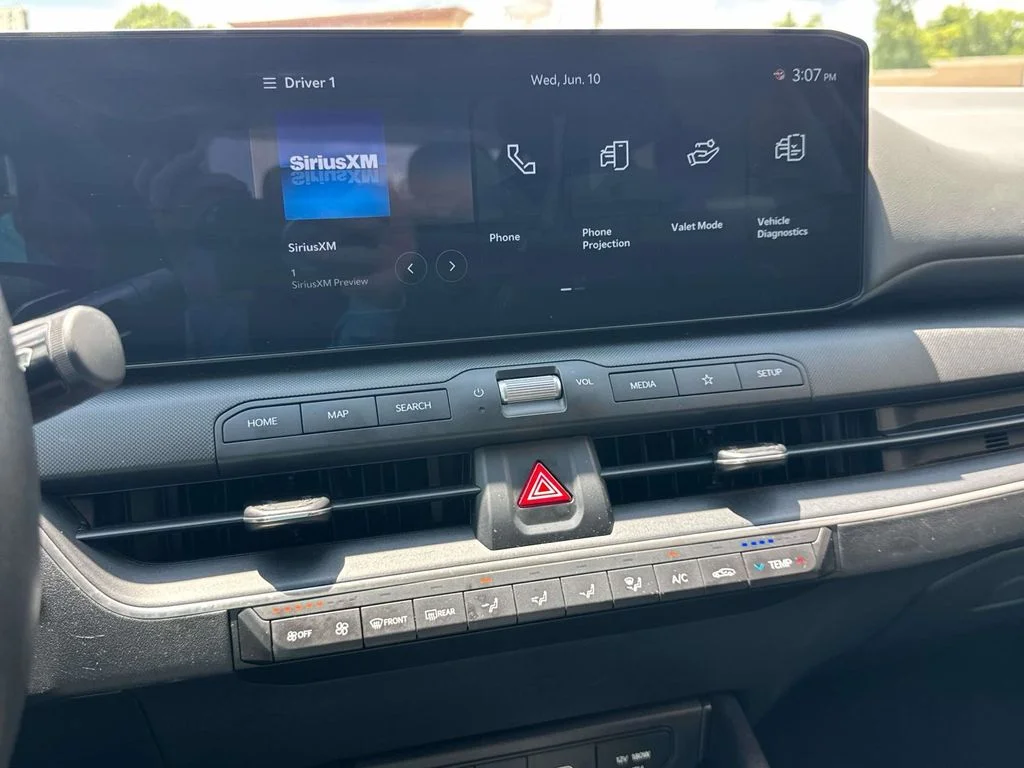 2025 Kia K4 LXS - Photo 41