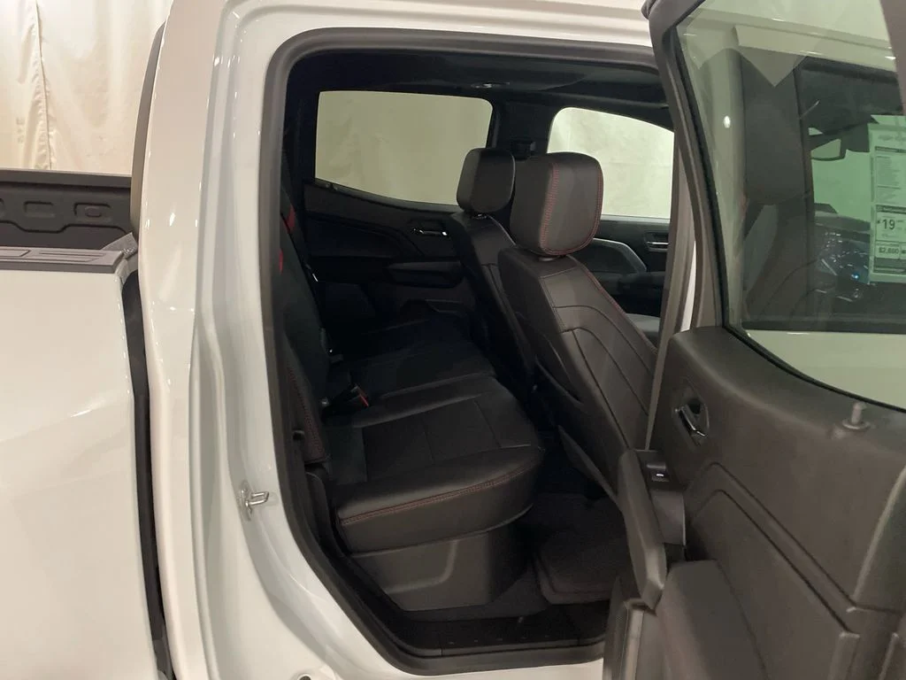 2026 Chevrolet Colorado Z71 - Photo 26
