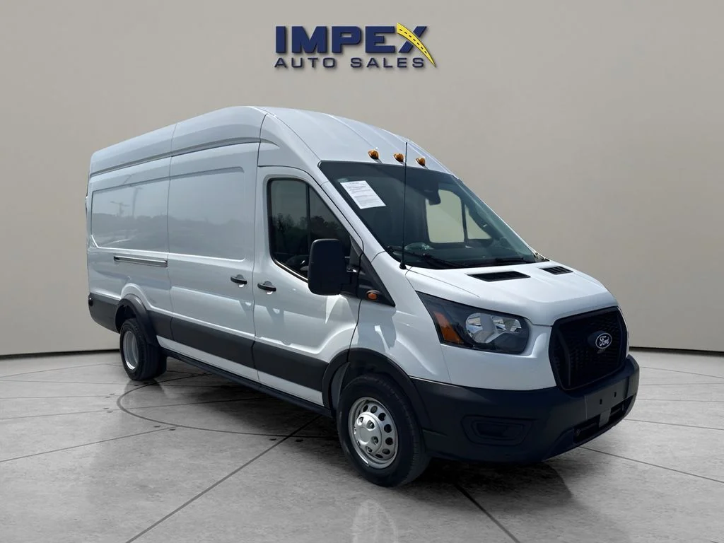 Used 2026 White Ford Base image 7