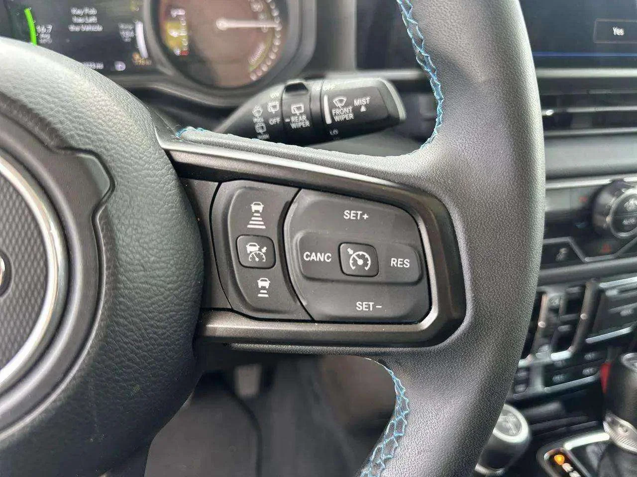 Used 2024 Anvil Clear Coat Jeep Rubicon image 34