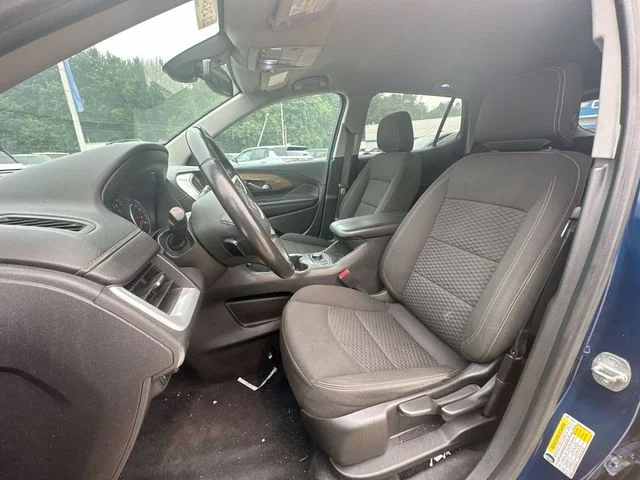 Used 2020 Blue GMC SLE image 22