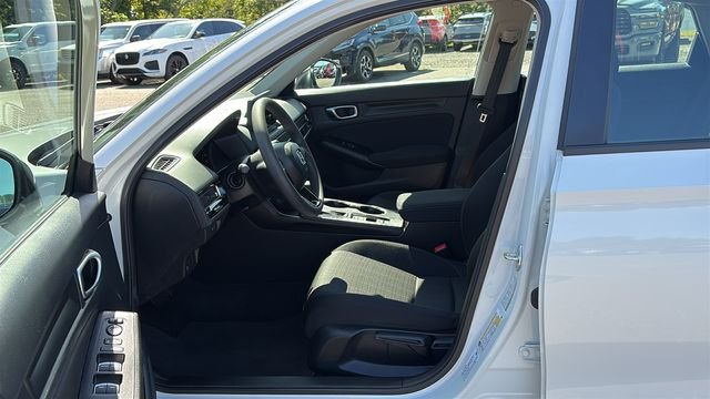 Used 2024 Platinum White Pearl Honda LX image 10