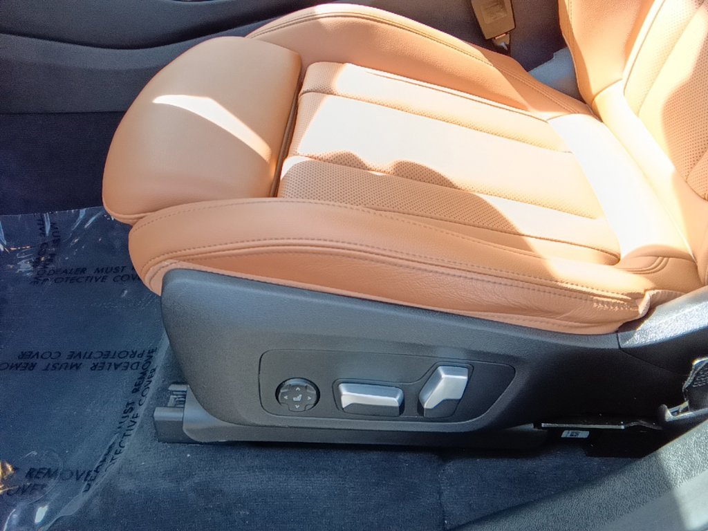 Certified Used 2024 Dark Graphite Metallic BMW xDrive30i image 9