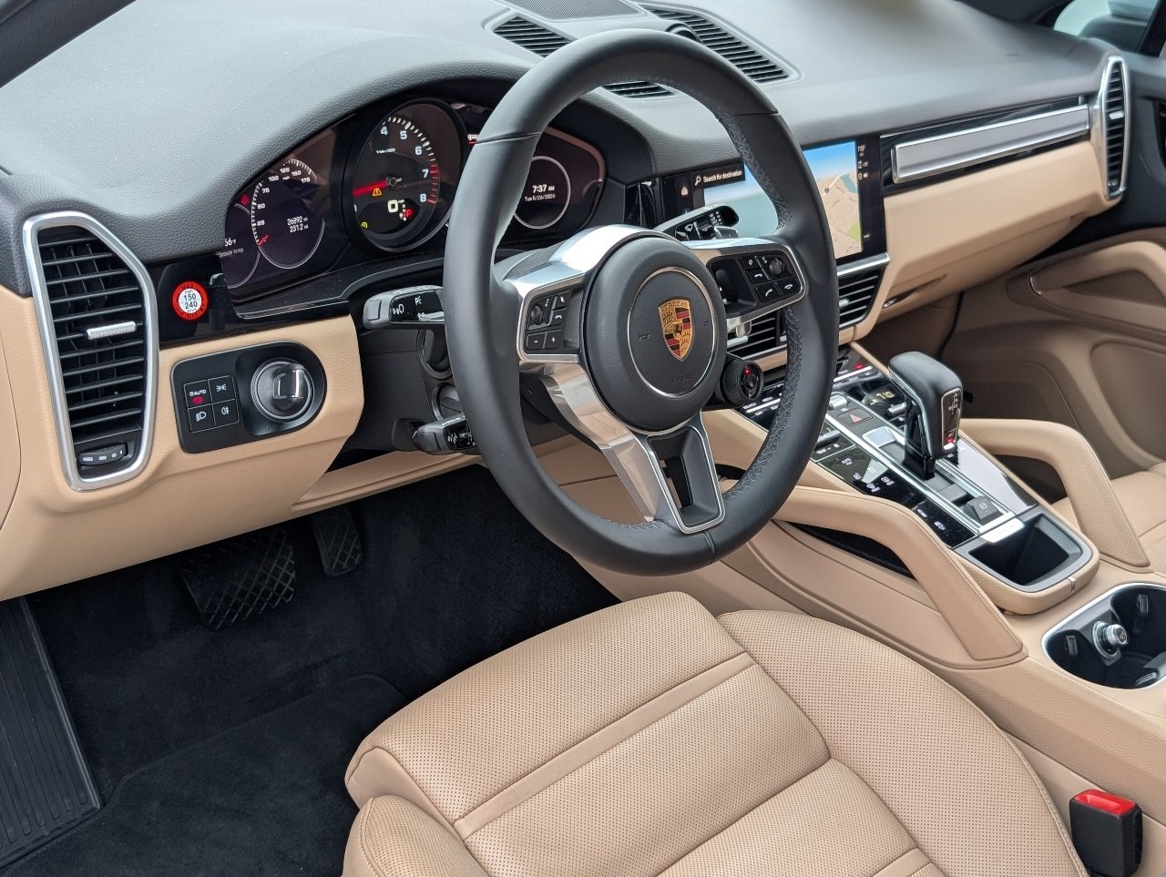 Certified Used 2023 Carrara White Metallic Porsche Platinum Edition image 4