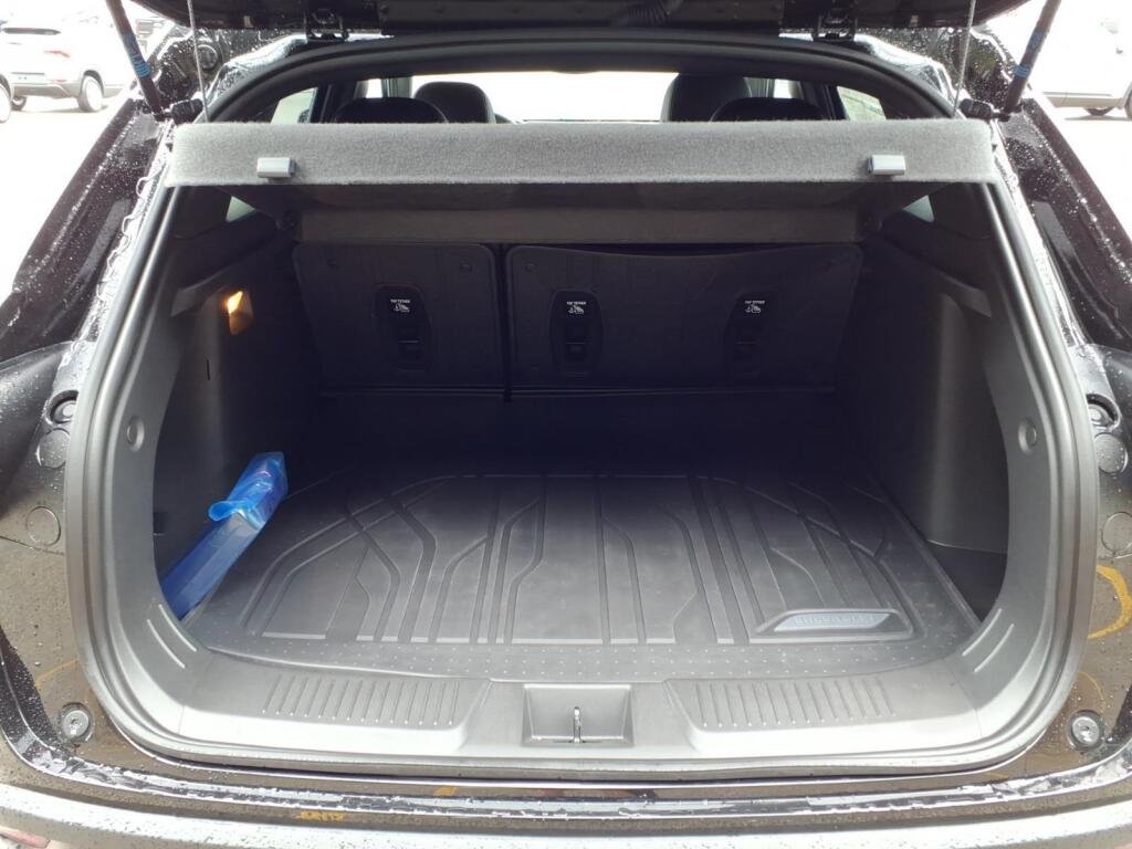 New 2026 GB0/Black Chevrolet 2RS image 5