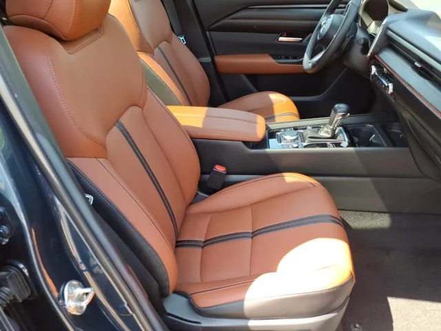 2025 Mazda CX-50 Premium Plus - Photo 18