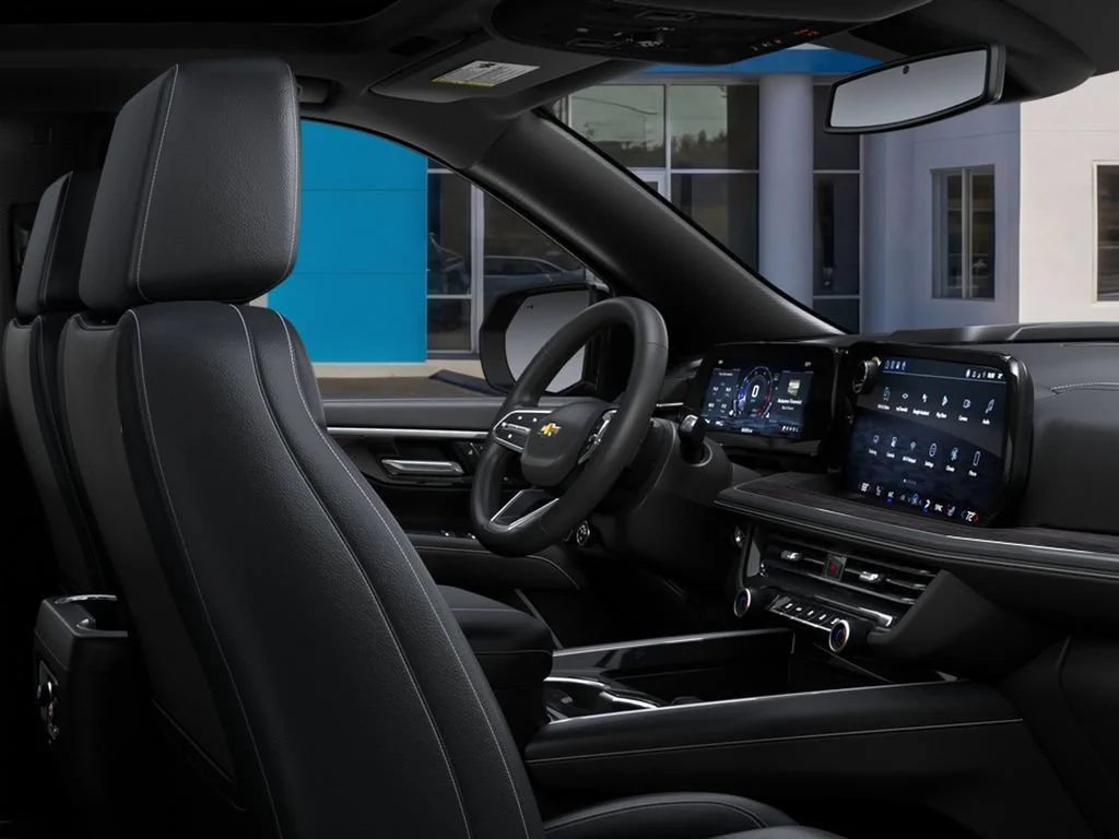 2026 Chevrolet Suburban LT - Photo 11