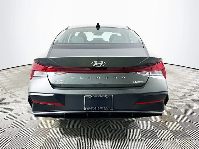 New 2026 Hyundai ELANTRA Limited