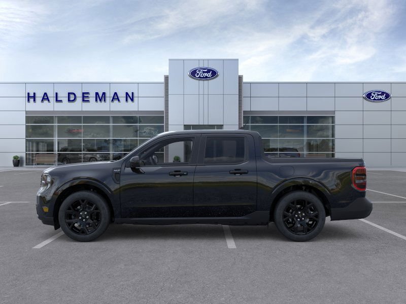 New 2026 Shadow Black Ford XLT image 27