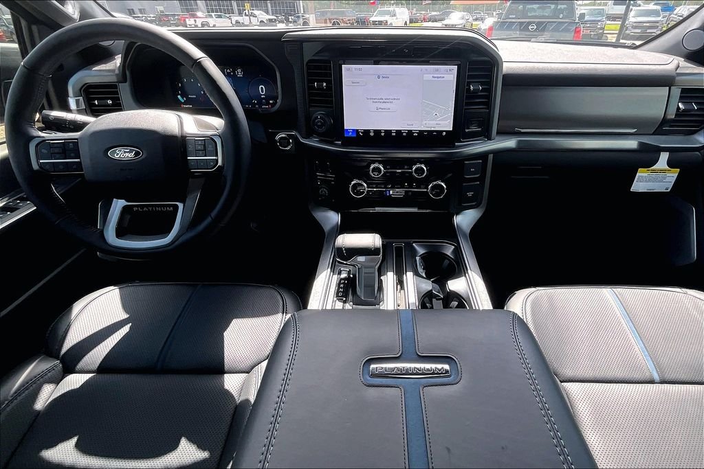 2025 Ford F-150 Platinum - Photo 4