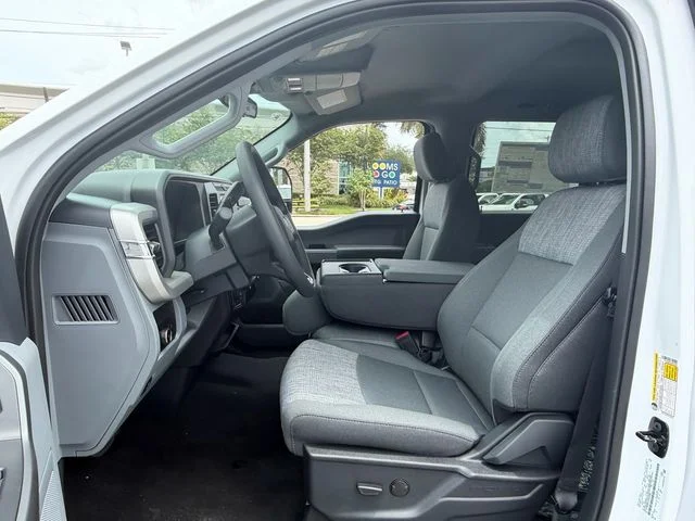 New 2026 Oxford White Ford F-250® XLT image 25
