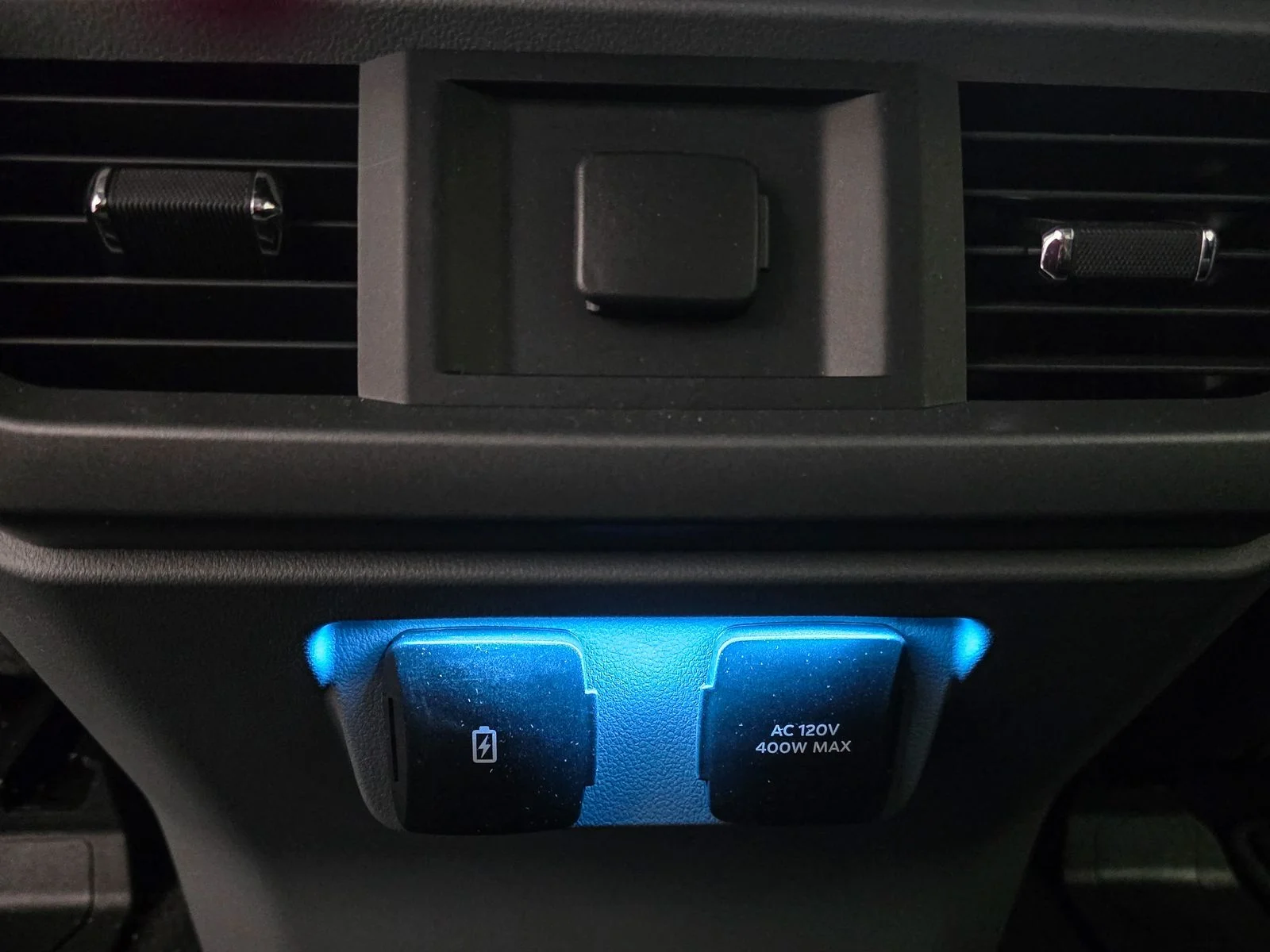 2025 Ford F-150 XLT - Photo 26
