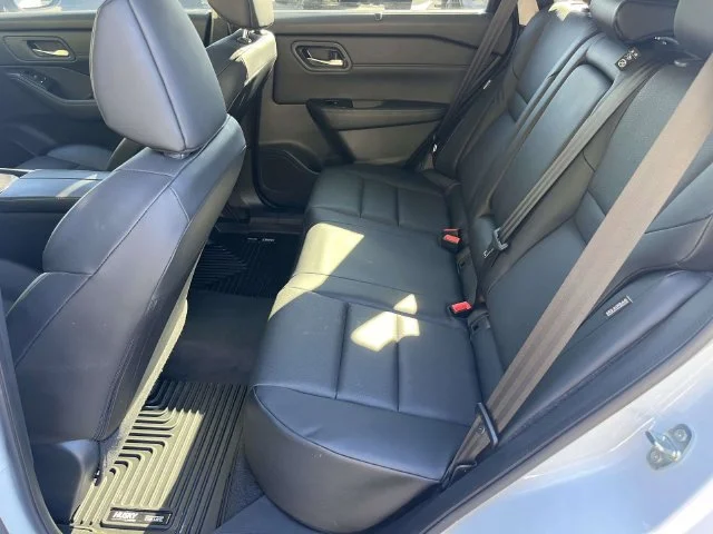 Certified Used 2024 Everest White P Nissan SV image 12