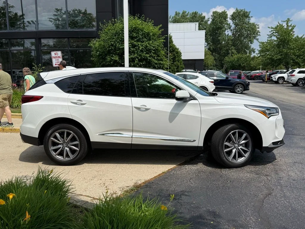 Used 2024 White Acura Technology Package image 8