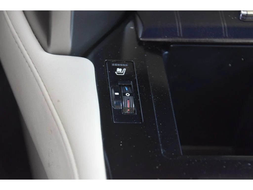Used 2021 Black Onyx Lexus Premium image 37