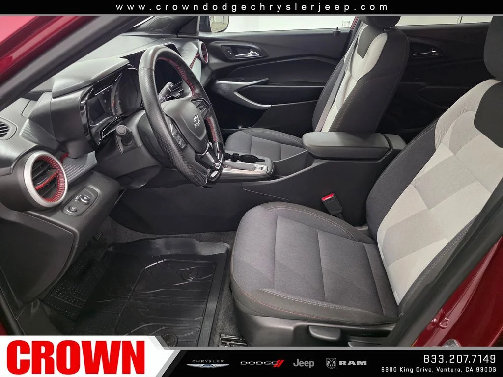 Used 2025 Red Chevrolet 1RS image 20