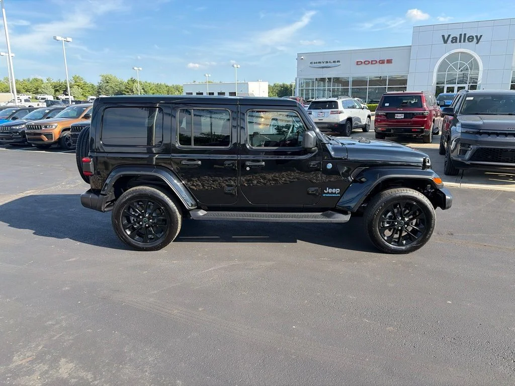 Used 2025 Black Jeep Sahara 4xe image 8