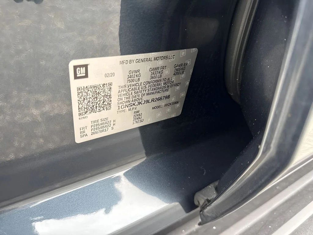 Used 2020 Gray Chevrolet RST image 40
