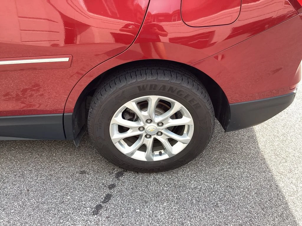 Used 2019 CAJUN RED TINTCOAT Chevrolet LT image 21