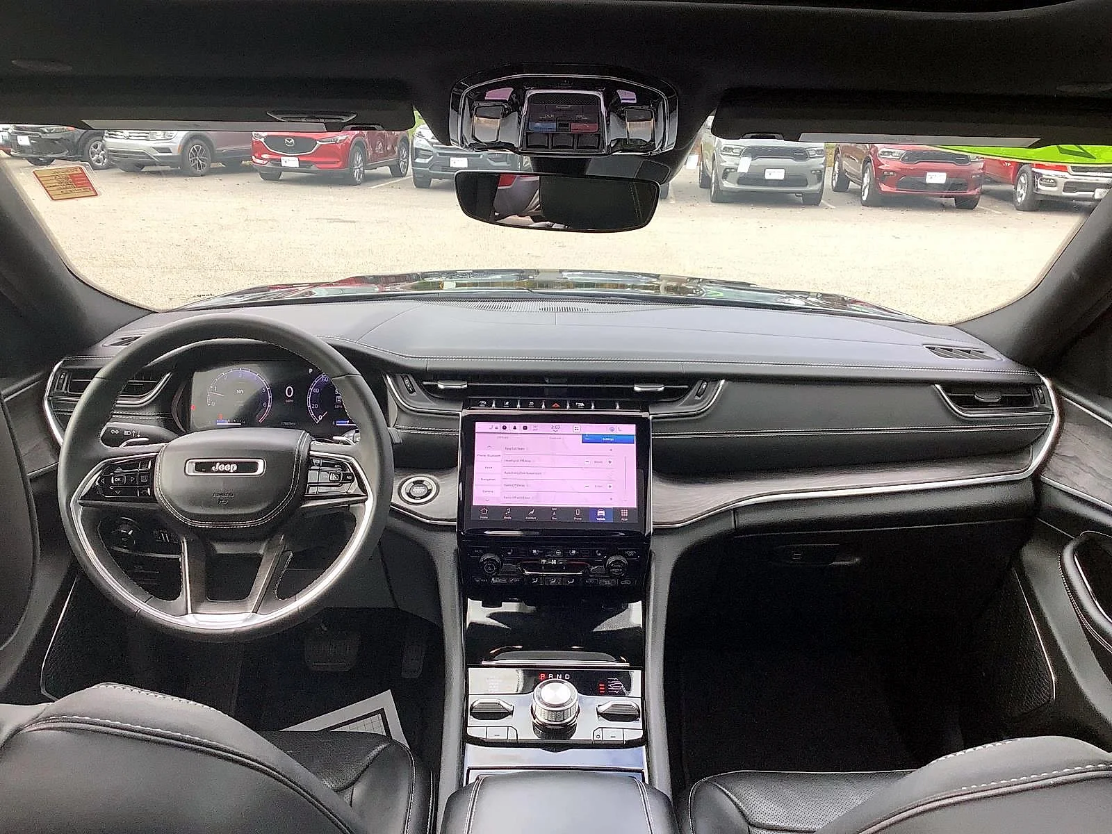 2023 Jeep Grand Cherokee Overland - Photo 32