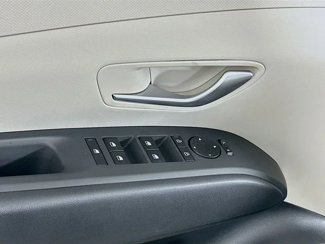New 2026 Hyundai TUCSON SEL