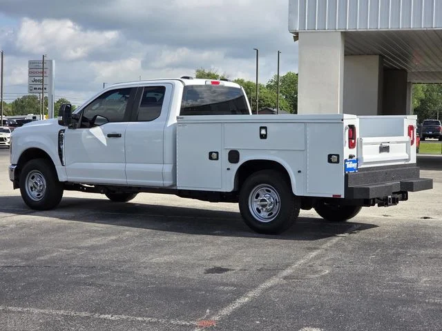 New 2026 Oxford White Ford F-250® XL image 8