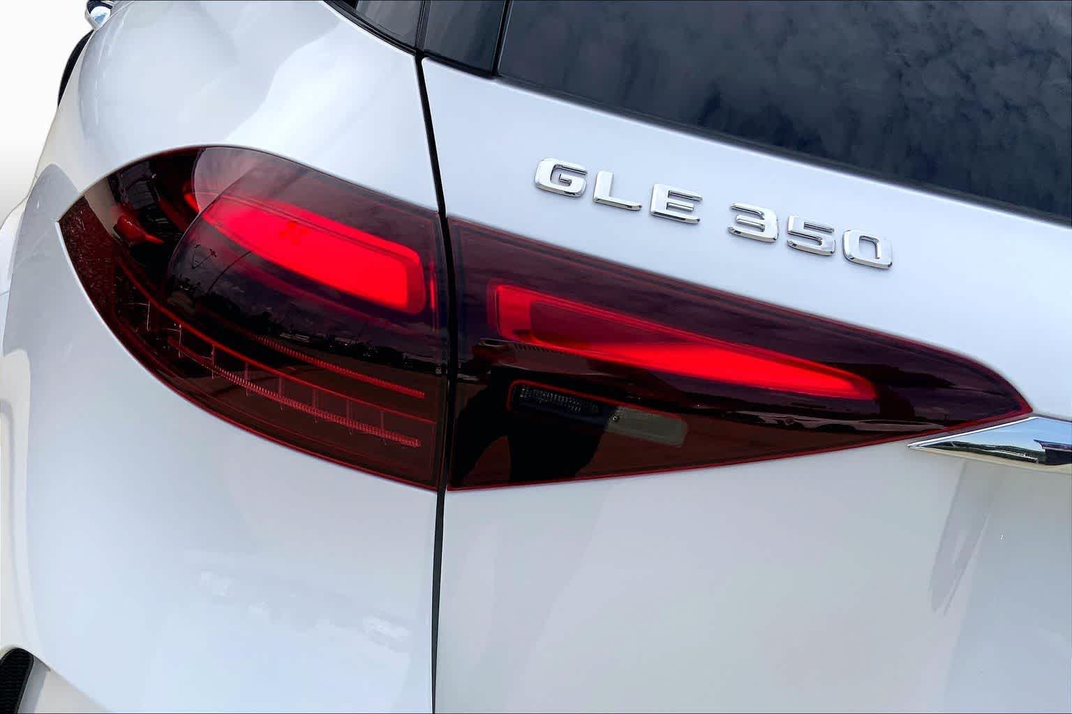 New 2026 Polar White Mercedes-Benz GLE 350 image 14