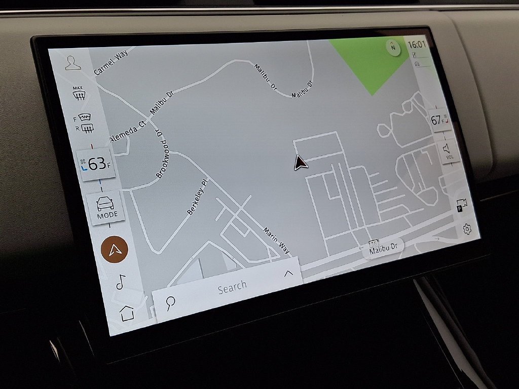 New 2027 Charente Grey Land Rover Dynamic SE image 15