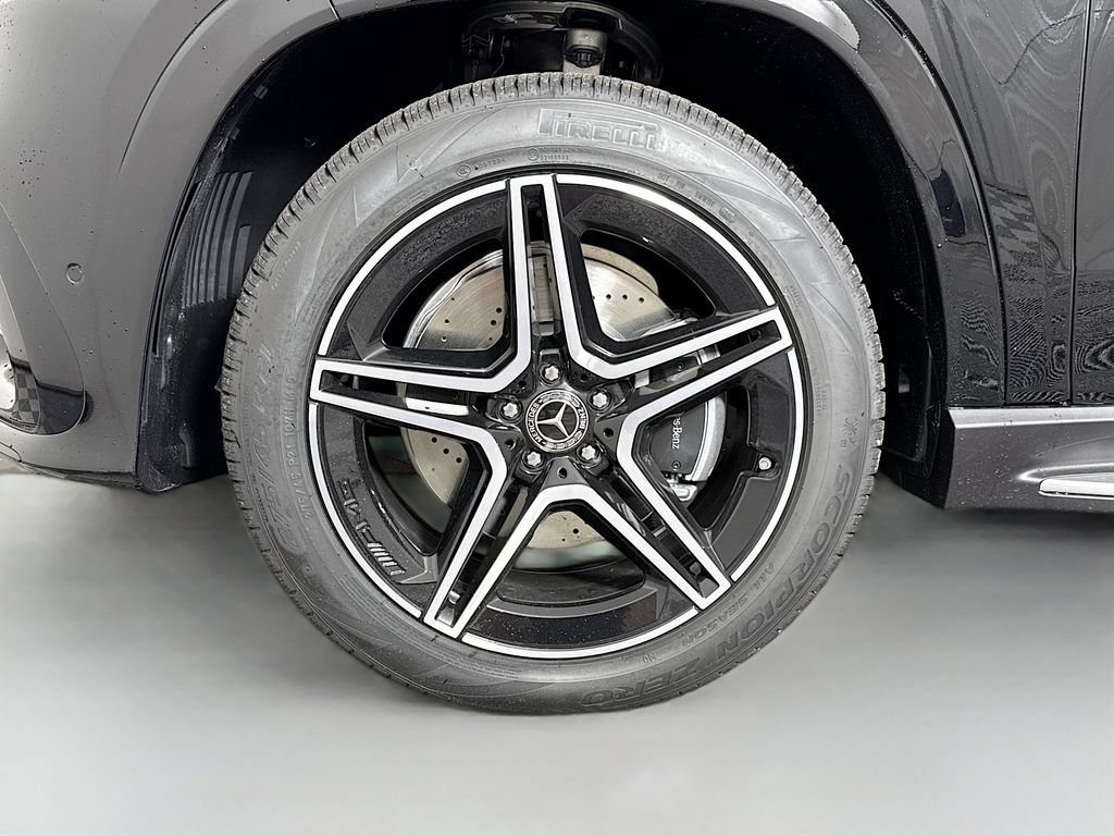 New 2026 Black Mercedes-Benz GLS 450 image 71