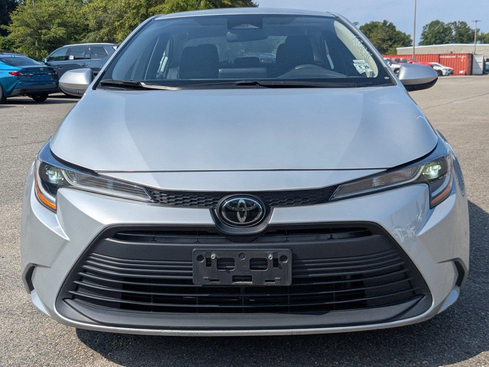 Used 2024  Toyota LE image 8