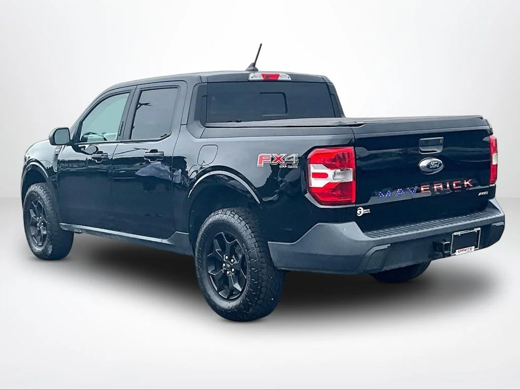 Used 2022 Black Ford XLT image 12