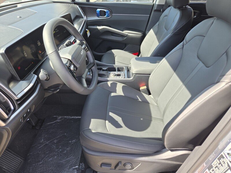 New 2026 Wolf Gray Kia EX image 7